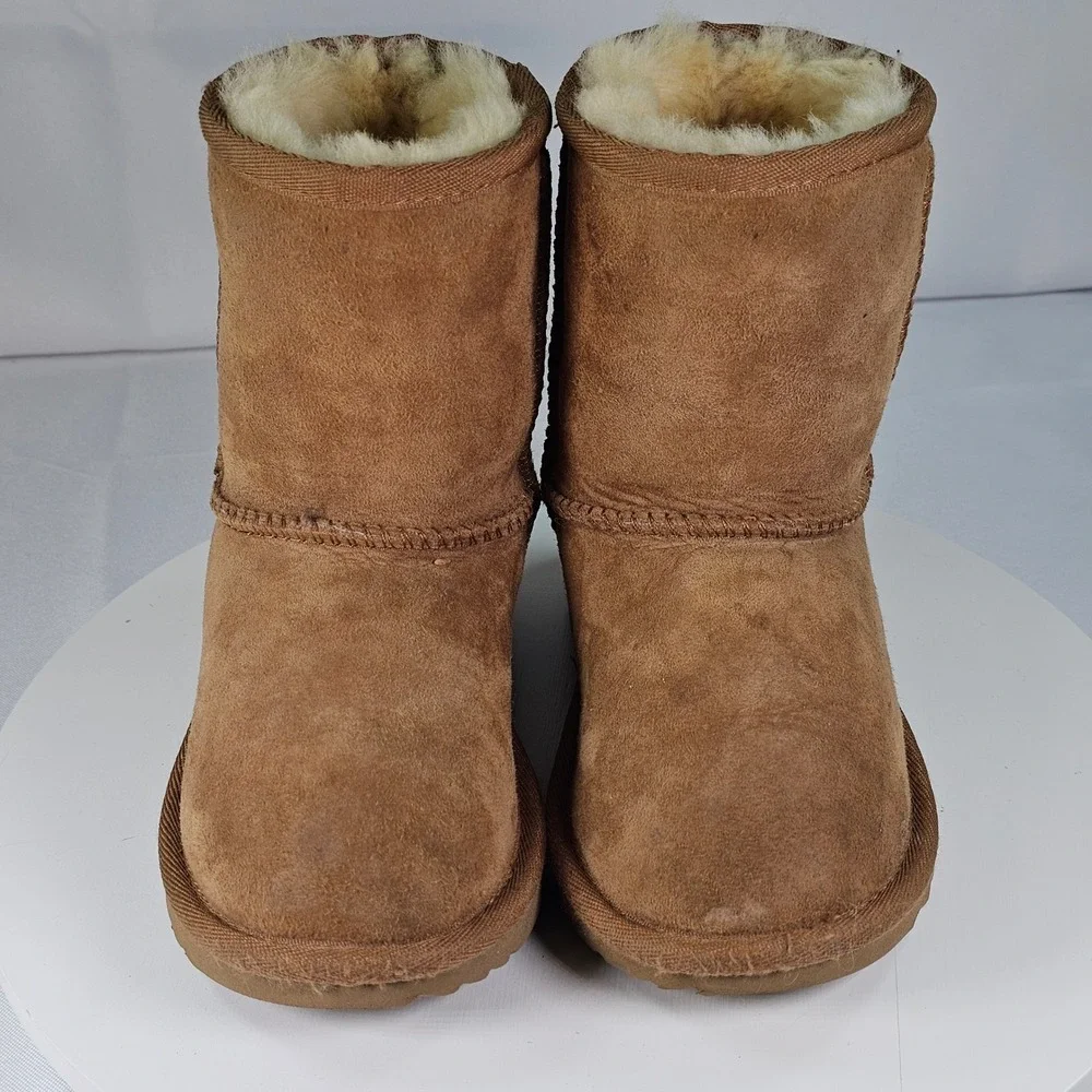 UGG cozy up